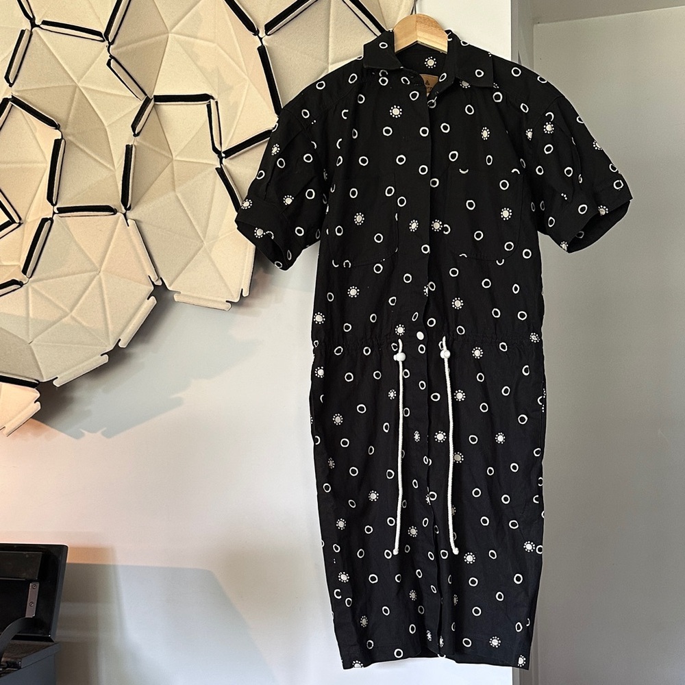 Vintage Liz Claiborne dresses 100% cotton, black and white geometric size small